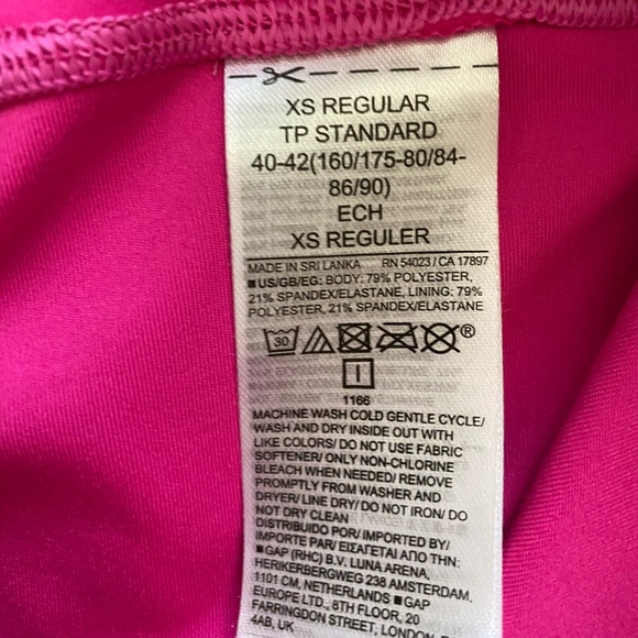 ⭐️ GAP Pink Shimmer Power Bike Shorts XS - Picture 6 of 7